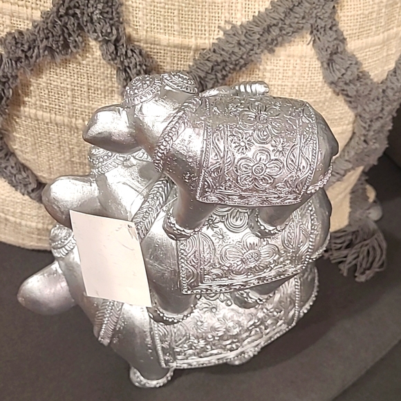 18" Silver Glam Elephant Trio Sculpture - Picture 10 of 10